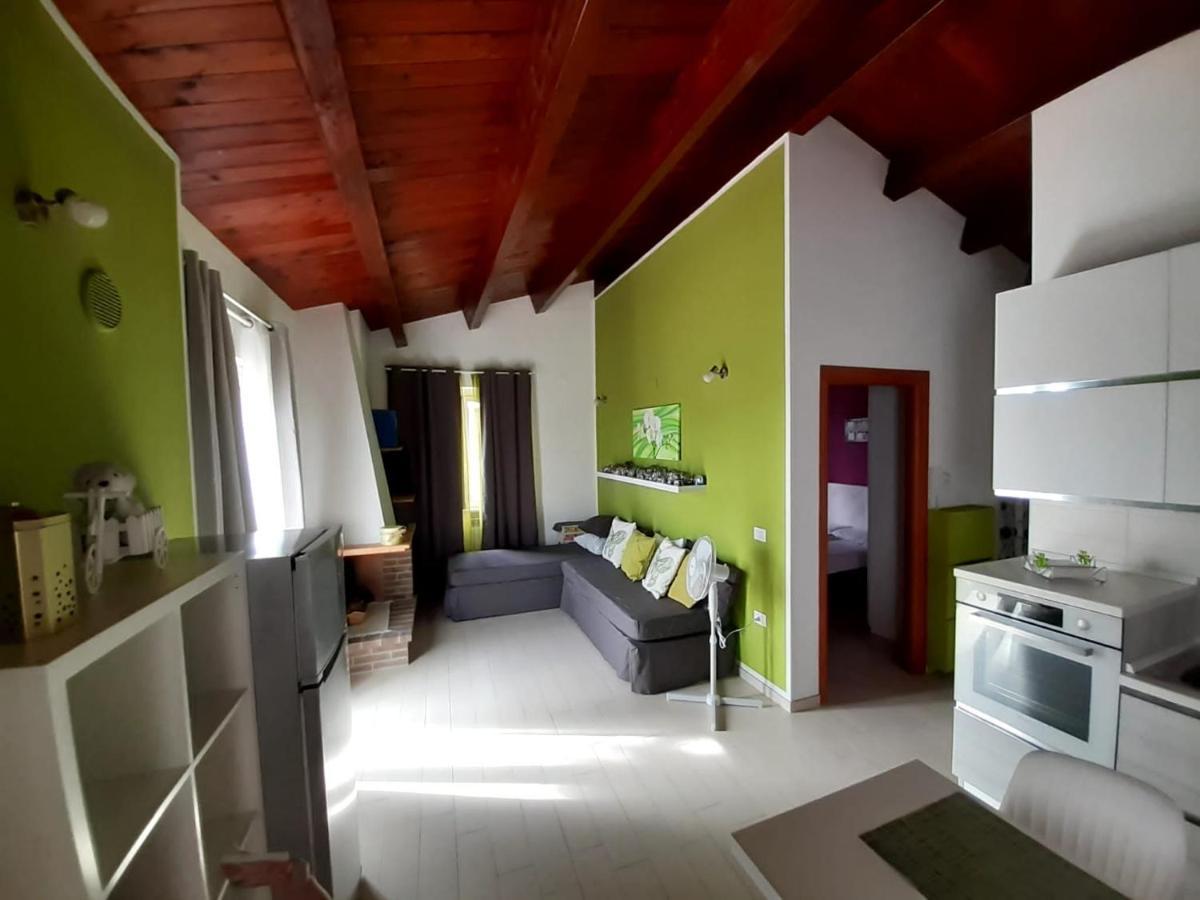 Apartamento Casale Angela Torrevecchia Teatina Exterior foto